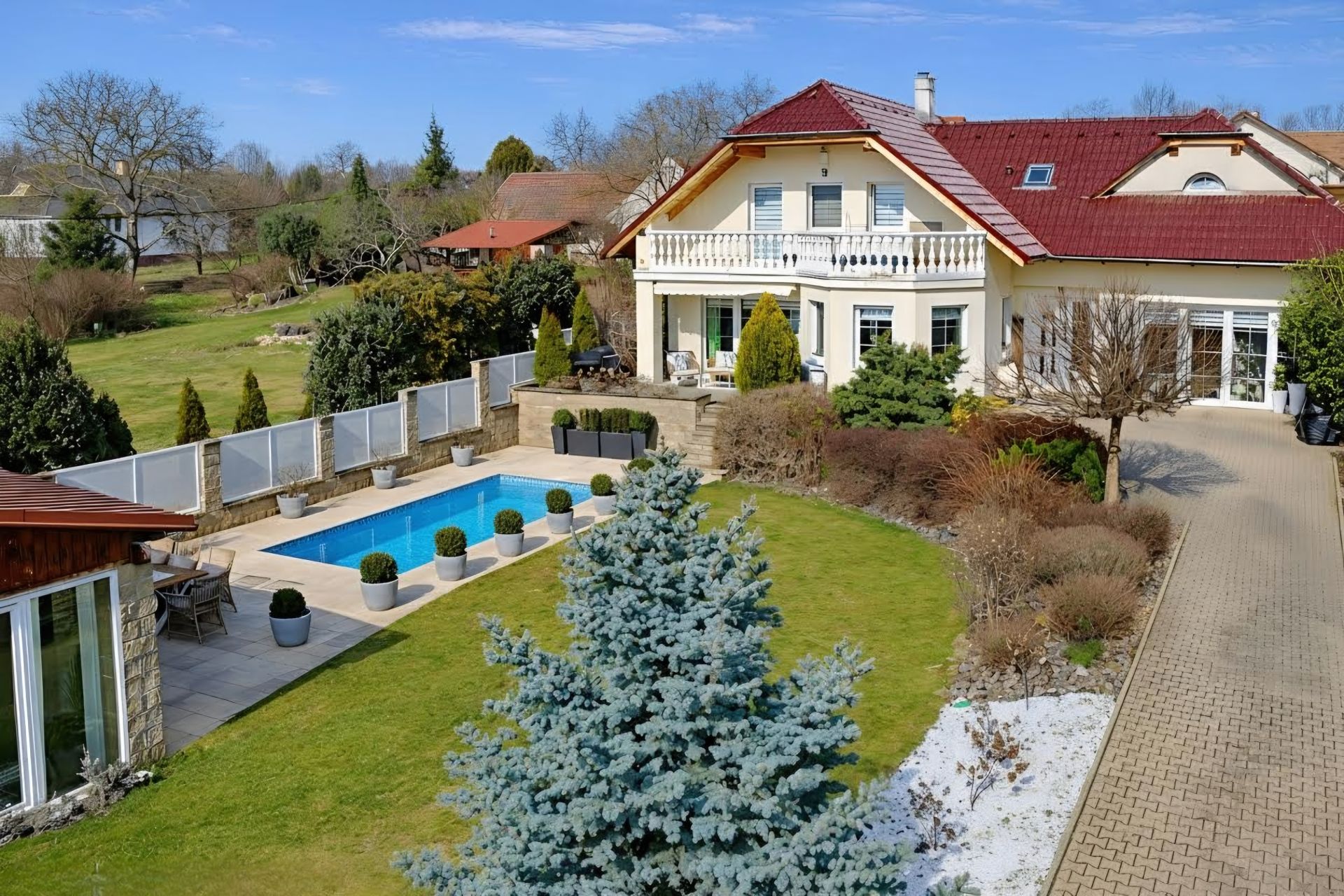 Prodej luxusní rodinné vily.